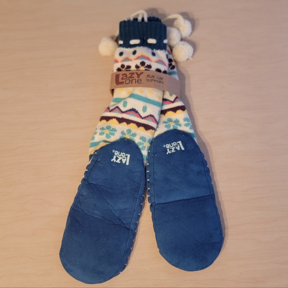 NWT Lazy One Muk Luk Flower Power Slippers Size L/XL